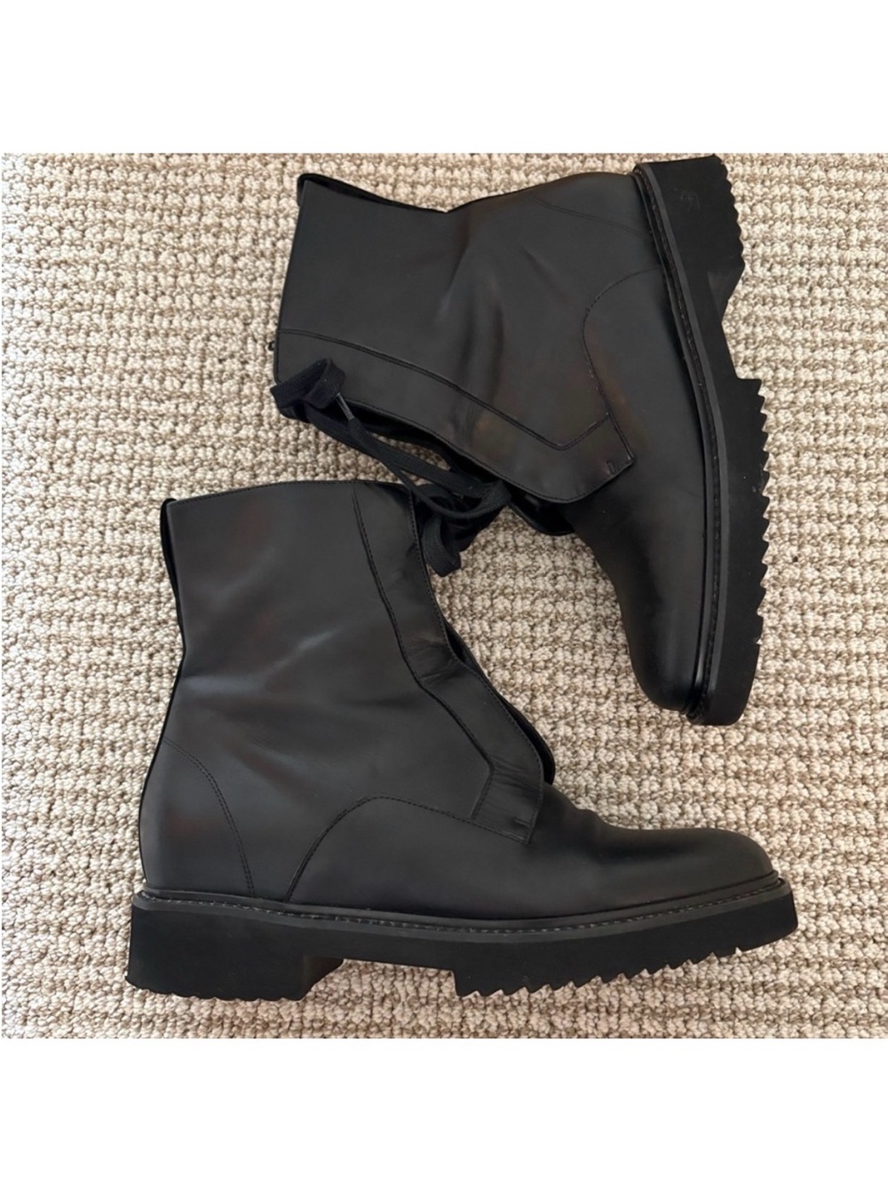 Vince Women Classic Black Leather Lace-Up Combat Boots - Made in Italy